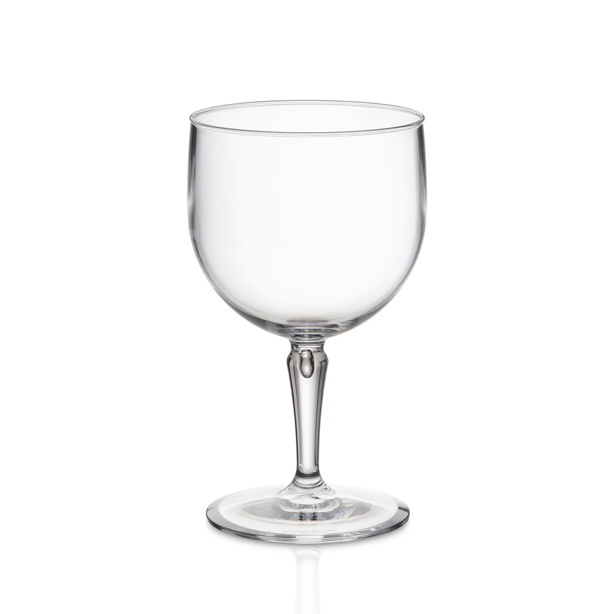 Copo Gin Liffe Transparente 67cl no fundo branco